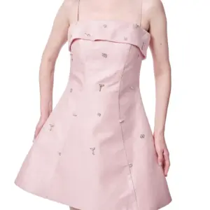 A-line short dress beaded with pockets