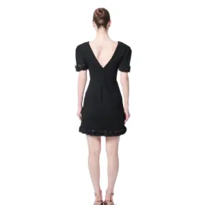 Short dress V-neck puff sleeve floral hem